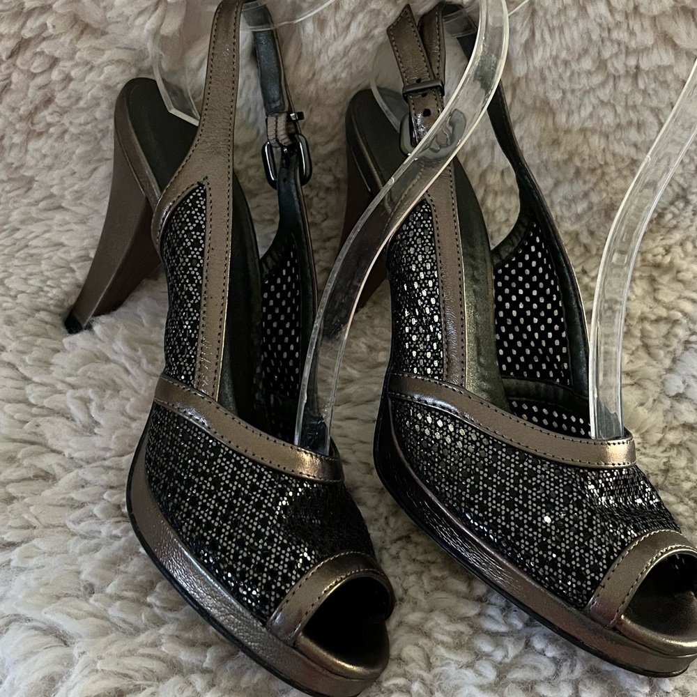 Vaneli Dress Pumps